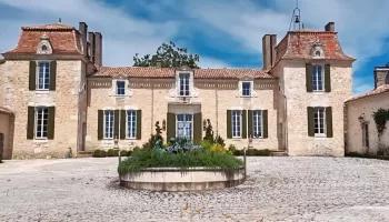 Bordeaux, 24230, Chateau and Vineyard with 19 hectares